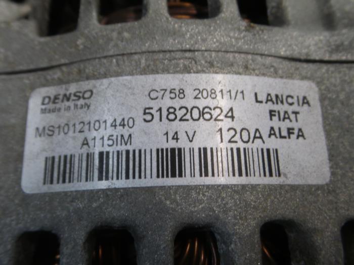 Dynamo van een Alfa Romeo Giulietta (940) 1.6 JTDm 16V 2012