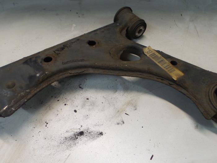 Alfa Romeo Mito Draagarm rechts-voor