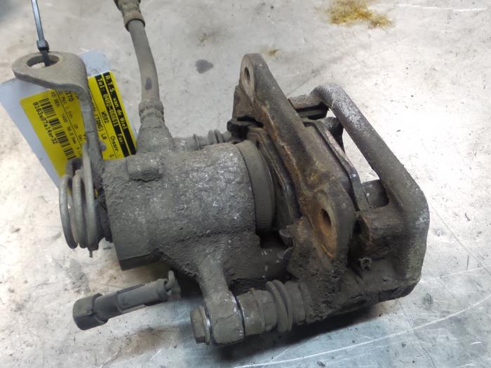 Alfa Romeo Mito Remklauw (Tang) links-achter