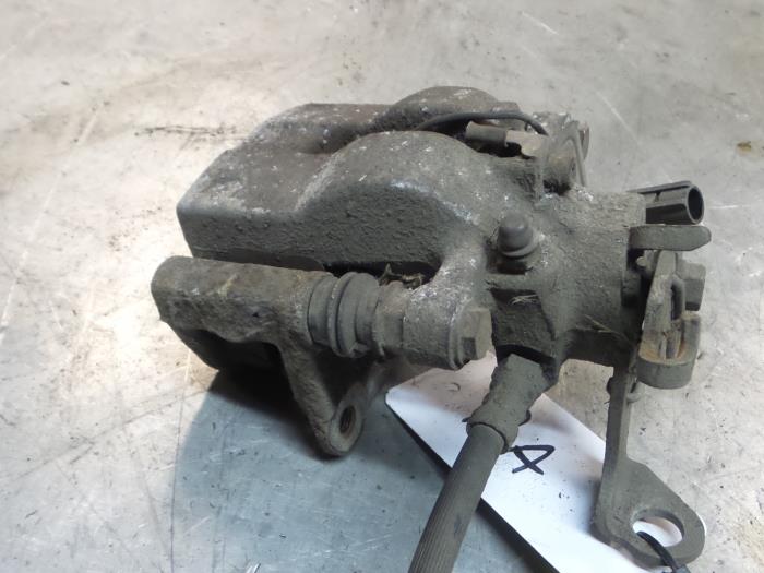 Alfa Romeo Mito Remklauw (Tang) rechts-achter