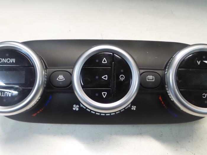 Alfa Romeo Giulietta Kachel Bedieningspaneel