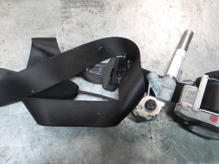 Alfa Romeo Mito Gordelspanner links