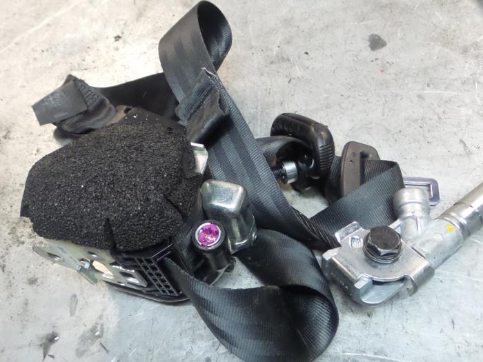 Alfa Romeo Mito Gordelspanner links