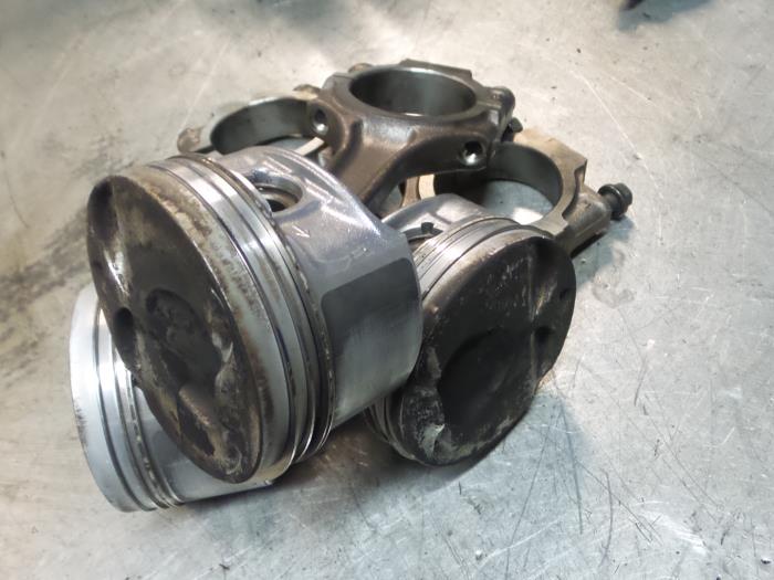 Alfa Romeo GT Zuiger