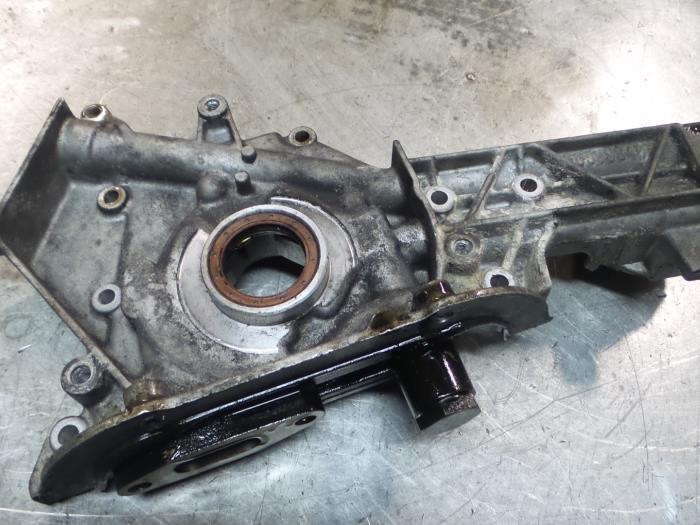 Alfa Romeo GT Oliepomp