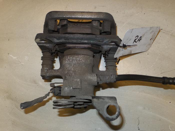 Alfa Romeo Mito Remklauw (Tang) rechts-achter