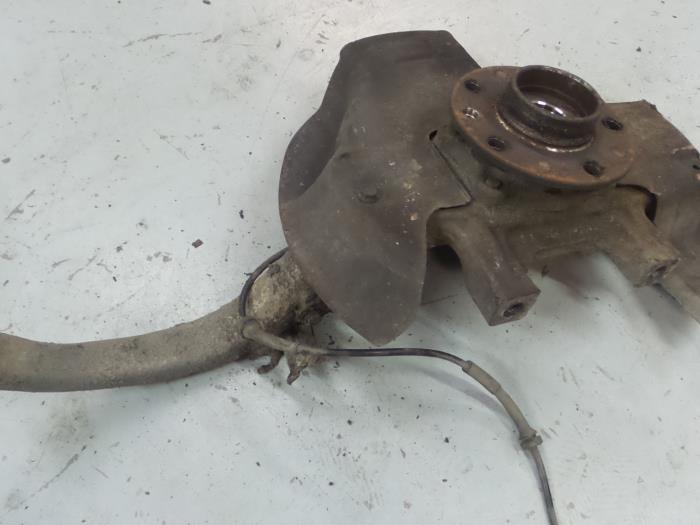 Alfa Romeo Brera Fusee links-voor