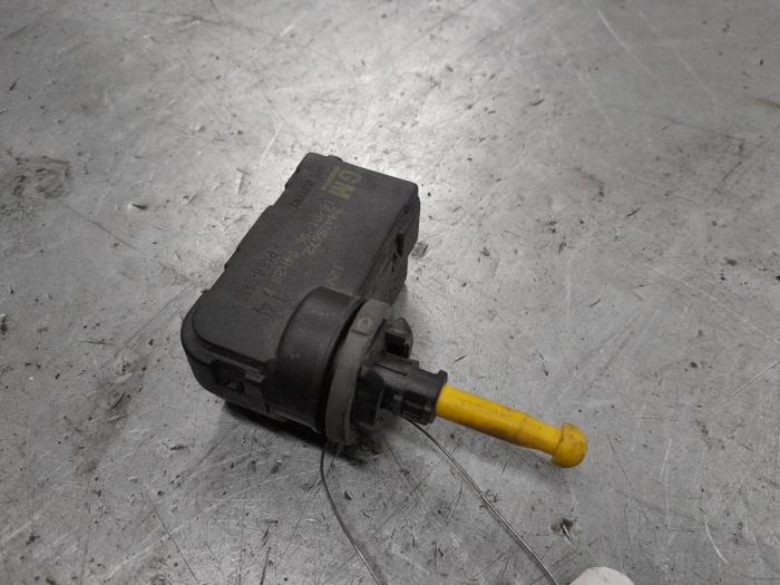 Opel Combo Koplampmotor