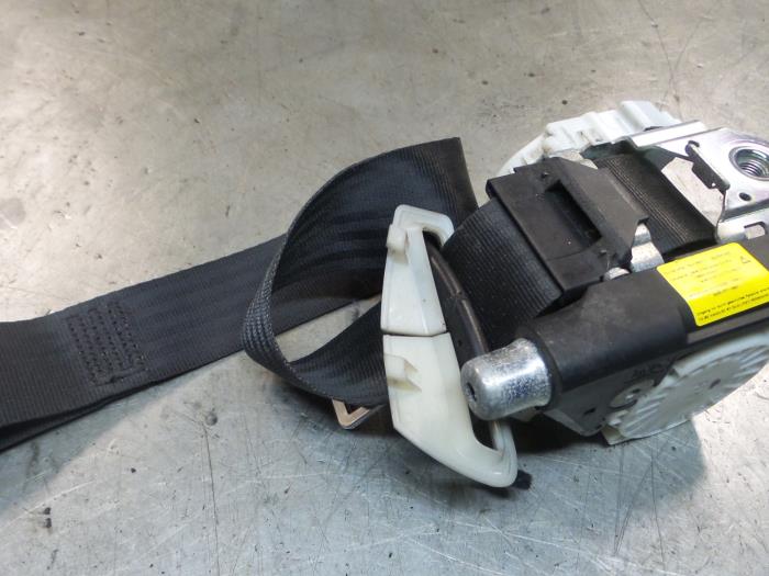 Alfa Romeo Brera Gordelspanner links