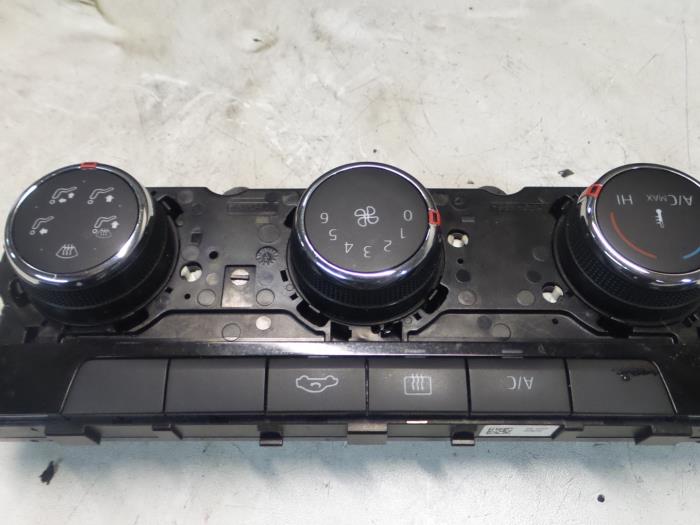 Seat Leon Kachel Bedieningspaneel