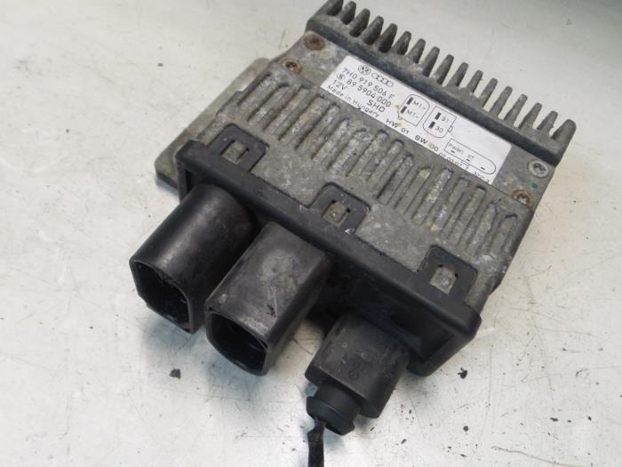 Computer Koeling van een Volkswagen Transporter T5 1.9 TDi 2008