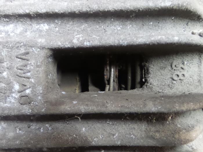 Seat Altea Remklauw (Tang) rechts-achter