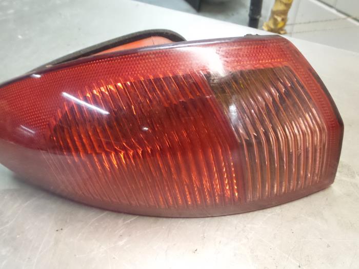 Alfa Romeo 147 Achterlicht links