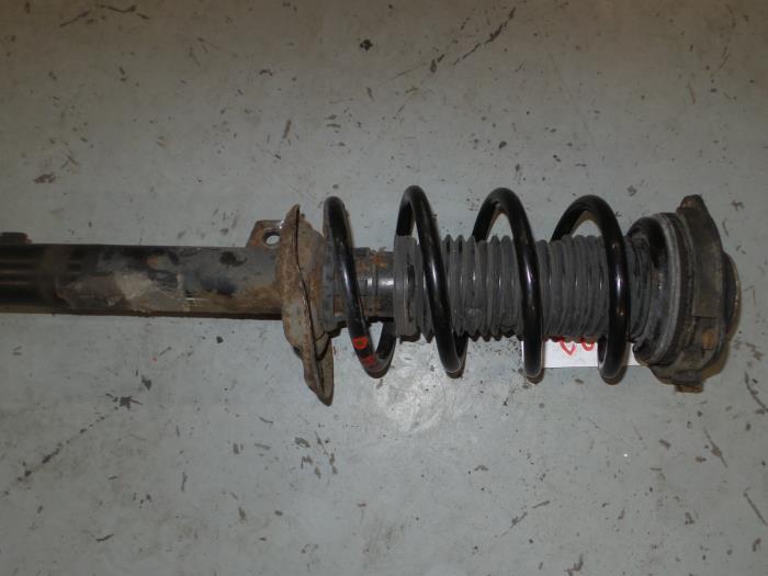 Seat Altea Schokdemperpoot links-voor