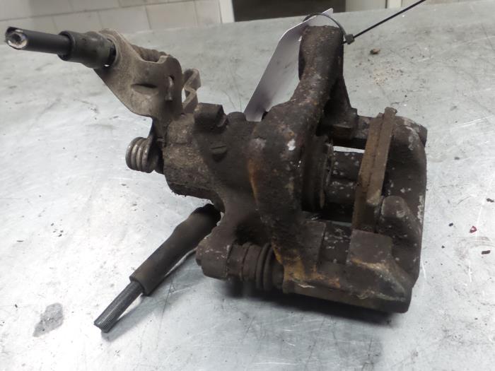 Seat Leon Remklauw (Tang) rechts-achter