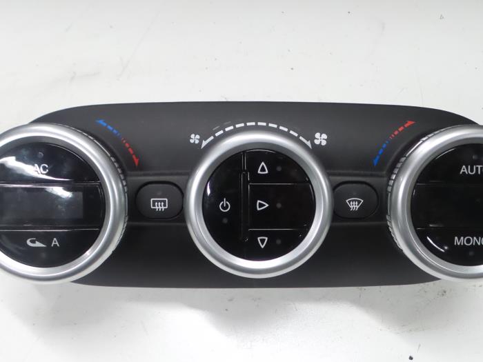 Alfa Romeo Giulietta Kachel Bedieningspaneel