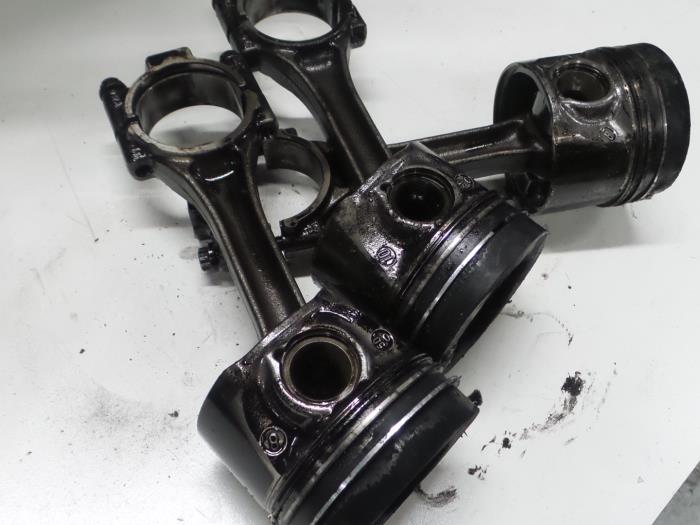 Volkswagen Polo Zuiger