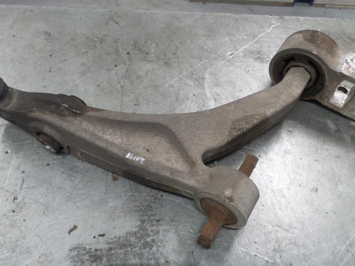 Alfa Romeo 159 Draagarm links-voor