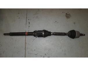 Gebruikte Homokineetas rechts-voor Alfa Romeo Giulietta (940) 1.6 JTDm 16V Prijs € 145,00 Margeregeling aangeboden door A.T.S. van de Wiel