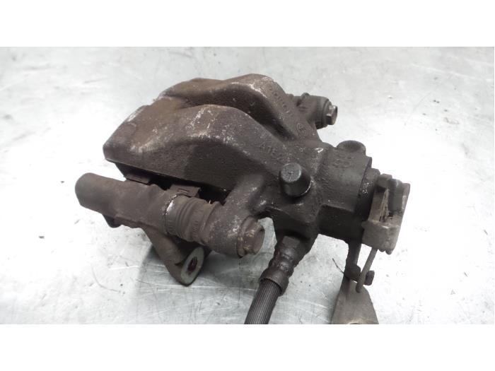 Alfa Romeo Mito Remklauw (Tang) rechts-achter