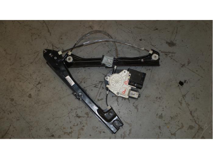 Volkswagen Jetta Ruitmechaniek 4Deurs rechts-voor