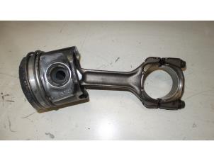 Gebruikte Zuiger Alfa Romeo Brera (939) 2.4 JTDM 20V Prijs € 40,00 Margeregeling aangeboden door A.T.S. van de Wiel