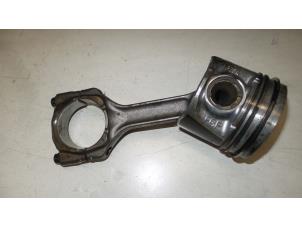 Gebruikte Zuiger Alfa Romeo Brera (939) 2.4 JTDM 20V Prijs € 40,00 Margeregeling aangeboden door A.T.S. van de Wiel