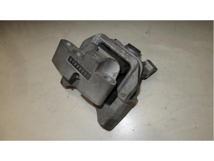 Alfa Romeo Giulietta Motorsteun