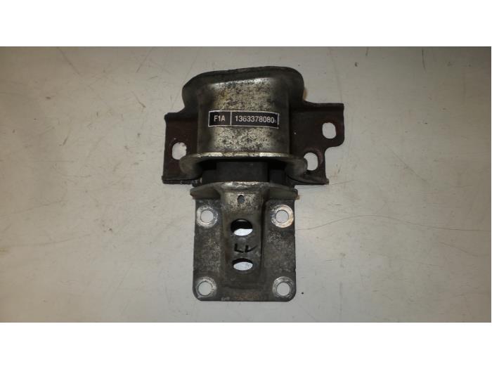 Fiat Ducato Motorsteun