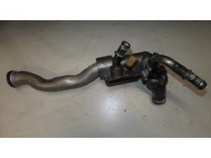 Gebruikte Thermostaathuis Alfa Romeo Brera (939) 2.2 JTS 16V Prijs € 45,00 Margeregeling aangeboden door A.T.S. van de Wiel