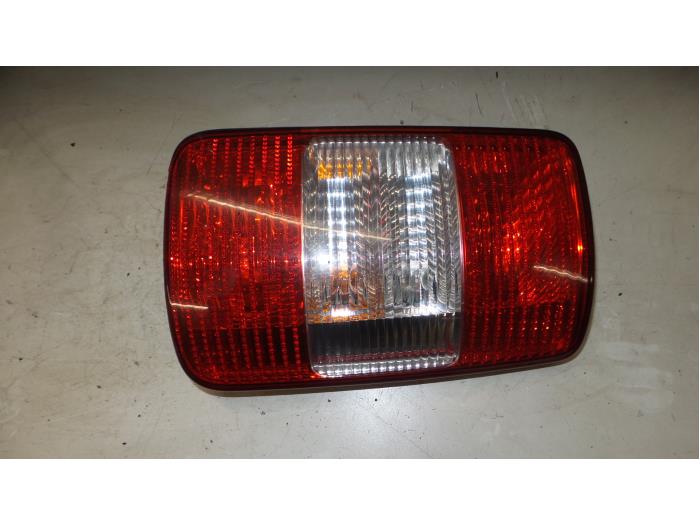 Volkswagen Caddy Achterlicht rechts