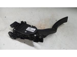 Gebruikte Sensor Gaspedaalpositie Alfa Romeo 159 (939AX) 2.4 JTDm 20V Prijs € 65,00 Margeregeling aangeboden door A.T.S. van de Wiel