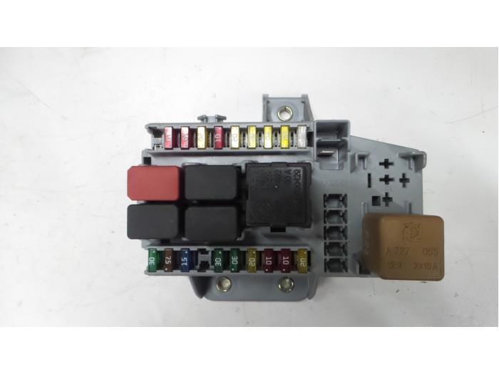 Alfa Romeo 166 Zekeringkast