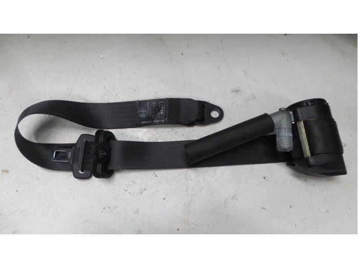 Alfa Romeo 166 Gordelspanner rechts