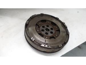 Gebruikte Dubbele massa vliegwiel Alfa Romeo Giulietta Prijs € 135,00 Margeregeling aangeboden door A.T.S. van de Wiel