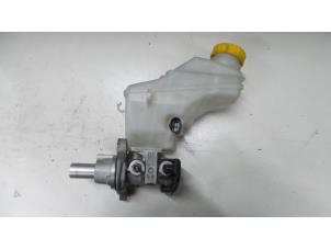 Gebruikte Hoofdremcilinder Alfa Romeo 159 Sportwagon (939BX) 1.9 JTS 16V Prijs € 30,00 Margeregeling aangeboden door A.T.S. van de Wiel