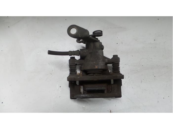 Alfa Romeo Mito Remklauw (Tang) rechts-achter