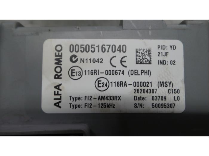 Zekeringkast Alfa Romeo Mito (00505167040)