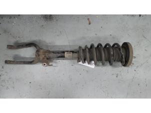 Gebruikte Mac Phersonpoot links-voor Alfa Romeo 159 (939AX) 2.0 JTDm 170 16V Prijs € 75,00 Margeregeling aangeboden door A.T.S. van de Wiel