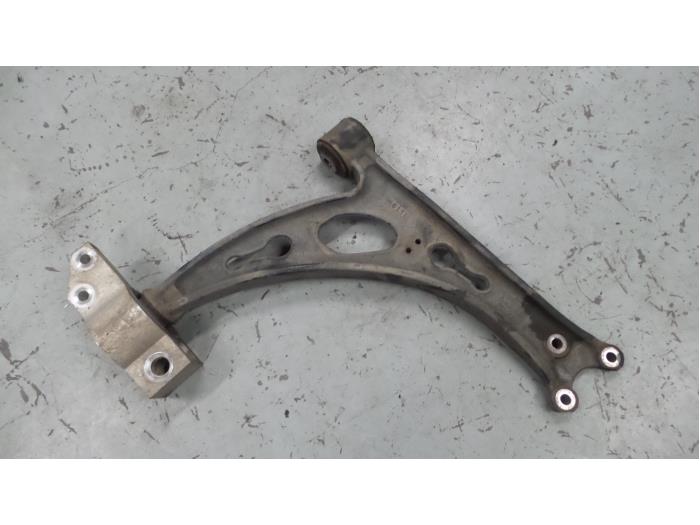 Volkswagen Touran Draagarm links-voor
