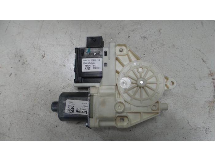 Alfa Romeo Giulia Raammotor Portier