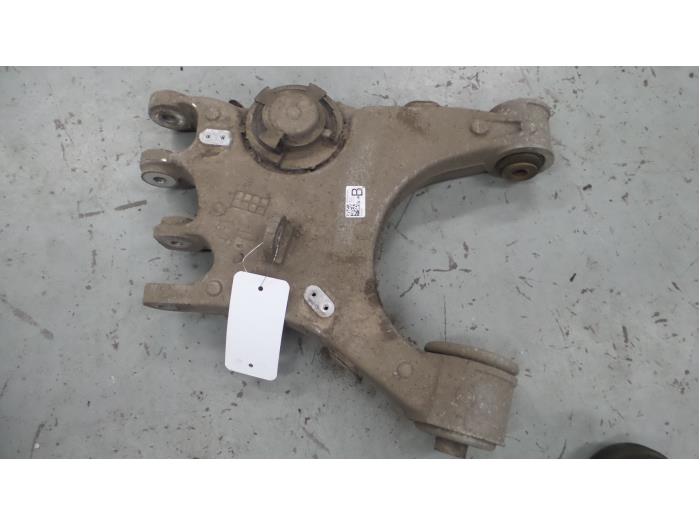 Alfa Romeo Giulia Draagarm rechts-achter