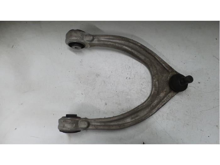 Alfa Romeo Giulia Draagarm rechts-voor