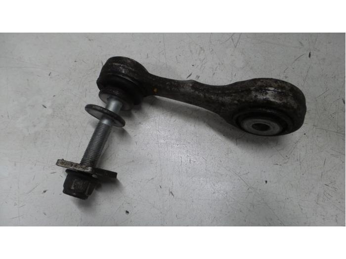 Alfa Romeo Giulia Draagarm rechts-achter