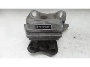 Gebruikte Motorsteun Alfa Romeo Giulietta (940) 1.6 JTDm 16V Prijs € 40,00 Margeregeling aangeboden door A.T.S. van de Wiel