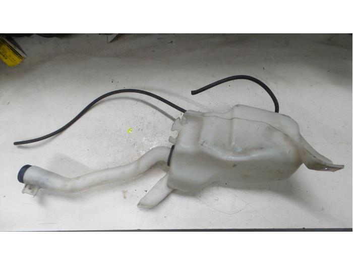 Alfa Romeo Giulietta Ruitensproeiertank voor