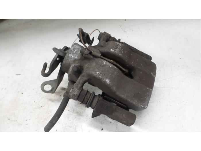 Alfa Romeo Mito Remklauw (Tang) links-achter