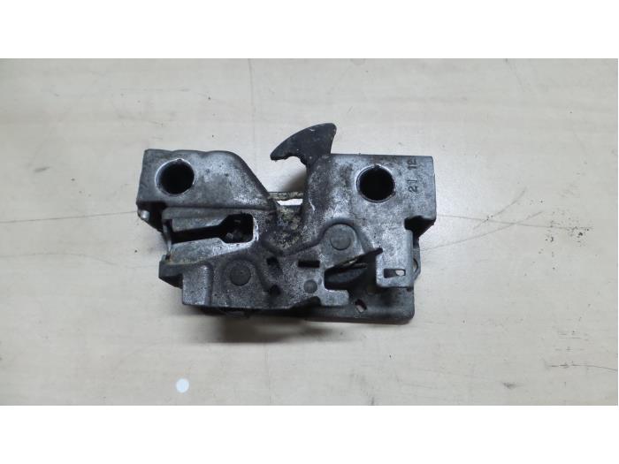 Seat Mii Slotmechaniek Motorkap