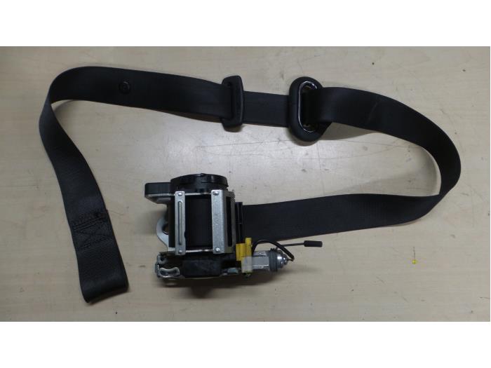 Alfa Romeo GT Gordelspanner links