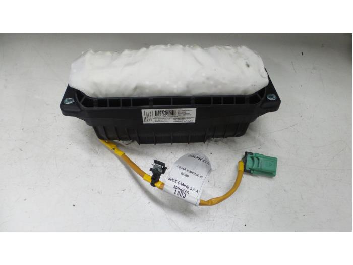 Alfa Romeo Giulietta Airbag rechts (Dashboard)